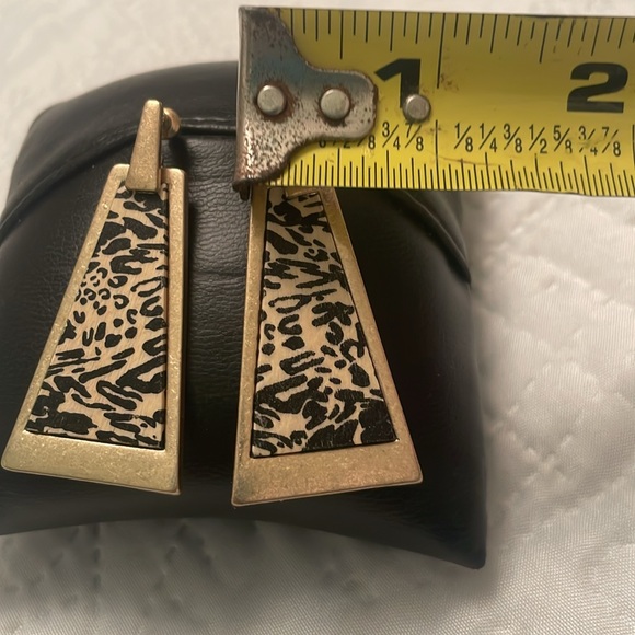 Animal Print Cheetah Print Post Backs Trapezoid Earrings Lightly Used - Picture 6 of 10